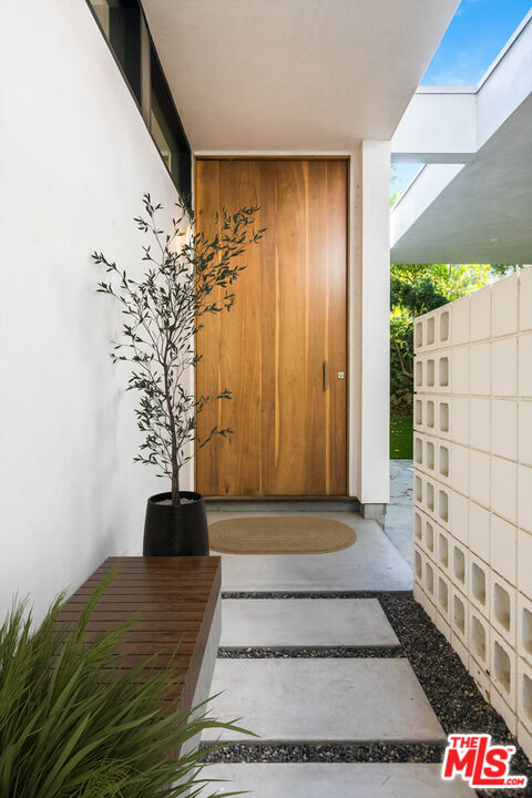 MLS #25566819 image #24