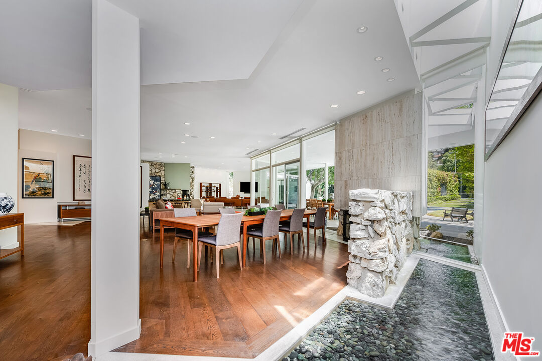 MLS #25566819 image #3