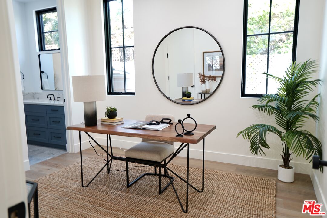 MLS #25566845 image #21