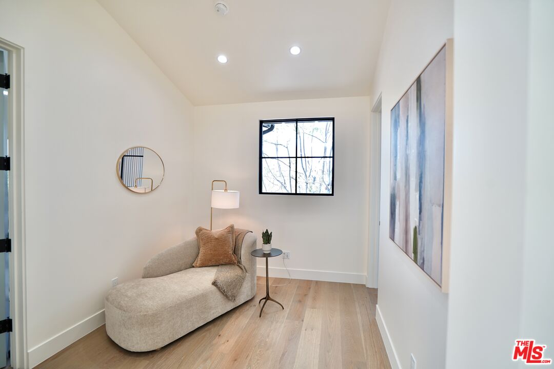 MLS #25566845 image #27