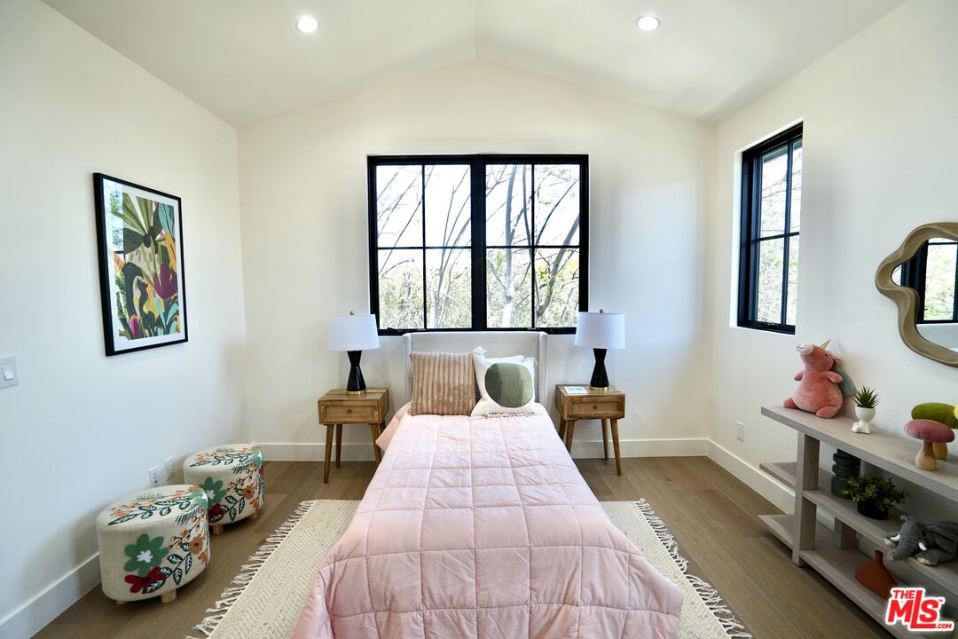 MLS #25566845 image #32