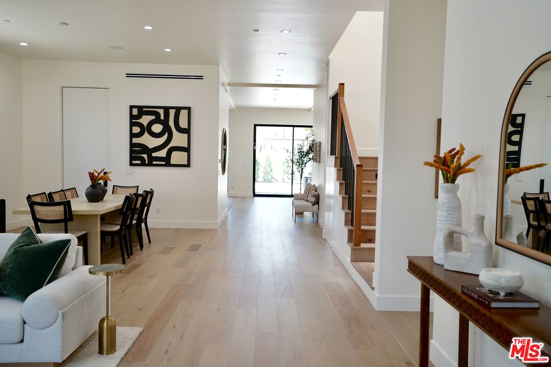 MLS #25566845 image #3