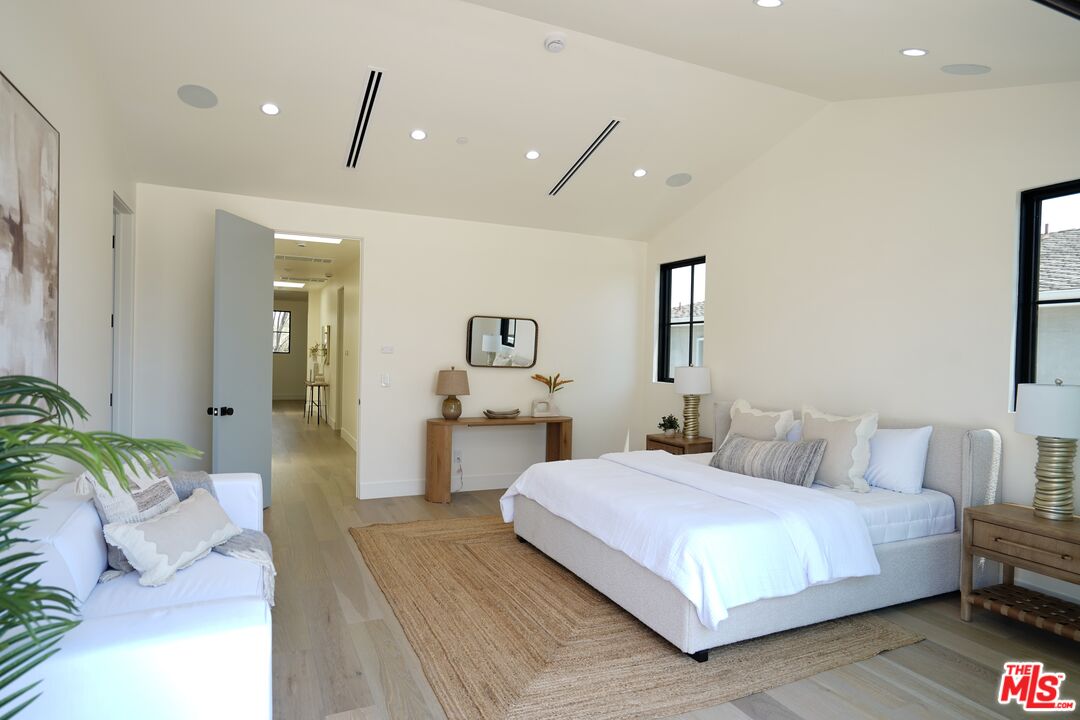 MLS #25566845 image #39