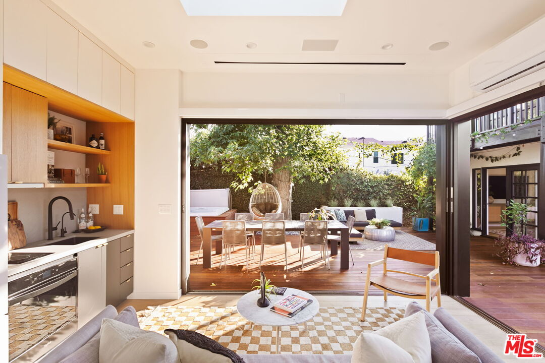 MLS #25566853 image #23