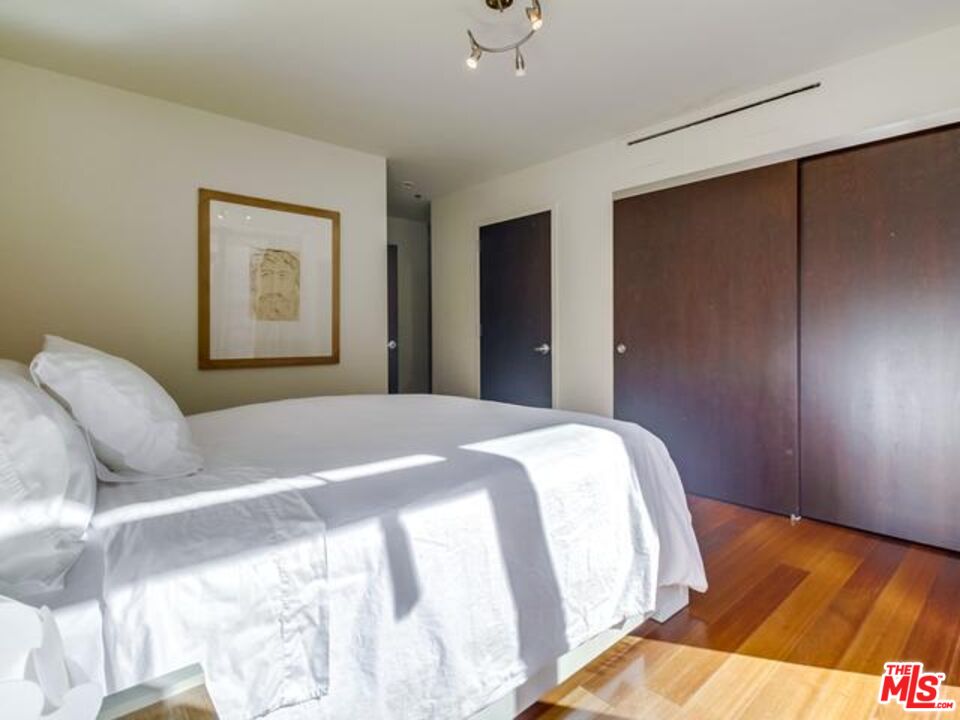 MLS #25566877 image #35