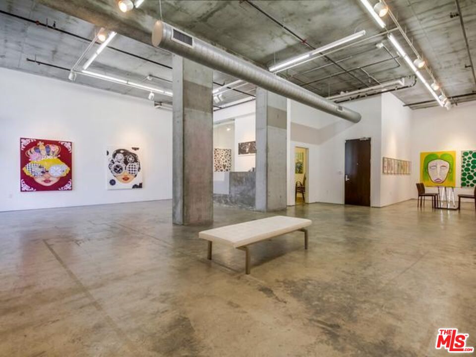 MLS #25566877 image #0