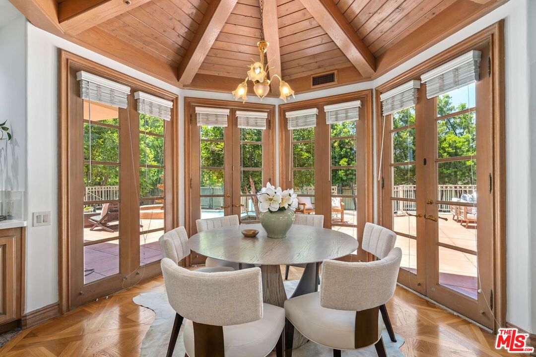 MLS #25566977 image #15