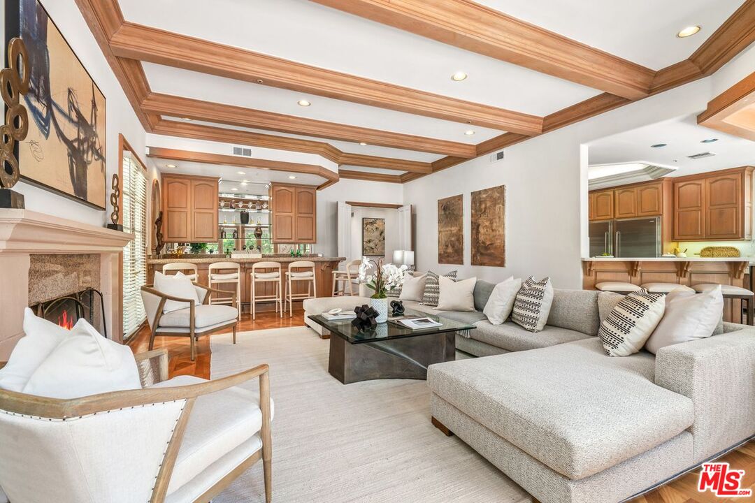 MLS #25566977 image #18