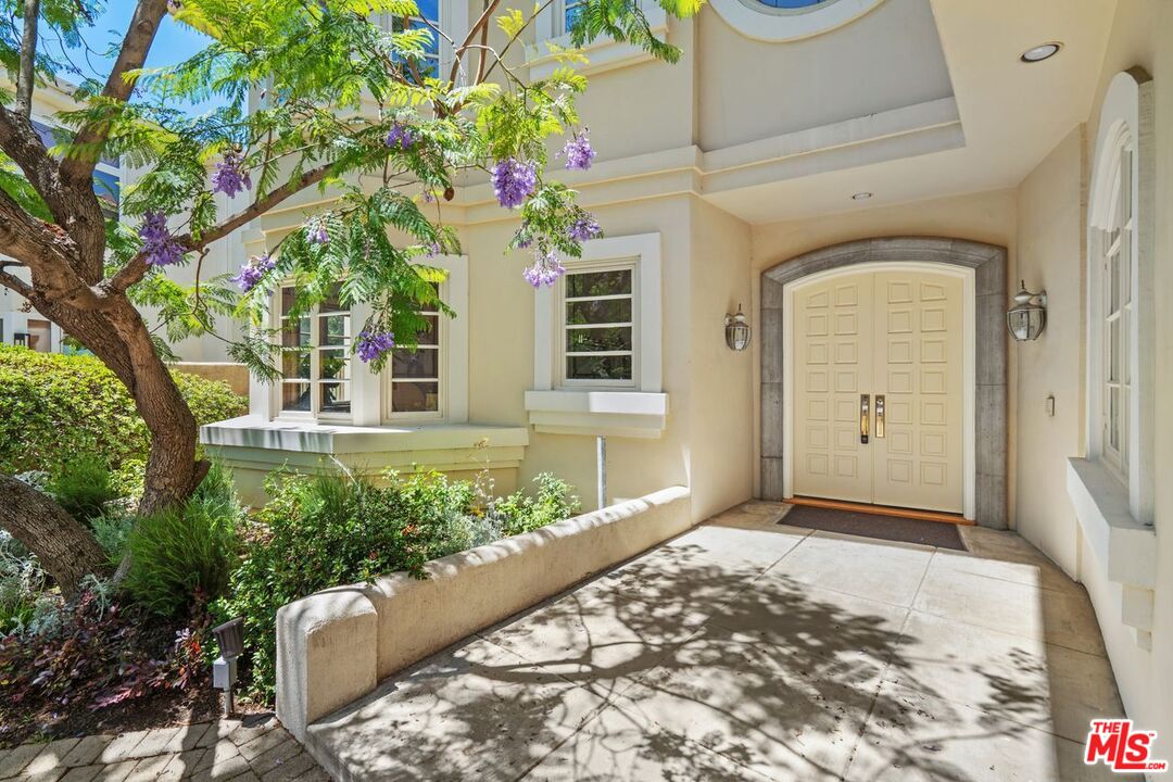 MLS #25566977 image #2