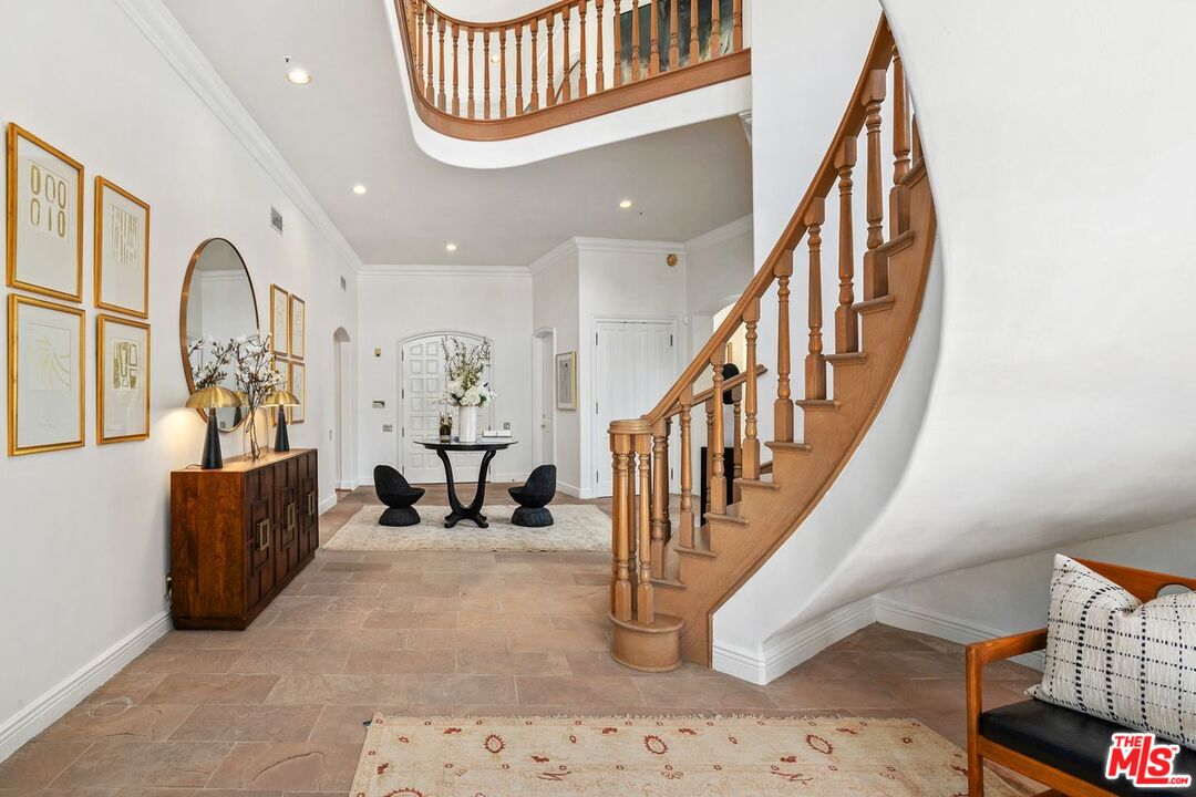 MLS #25566977 image #5