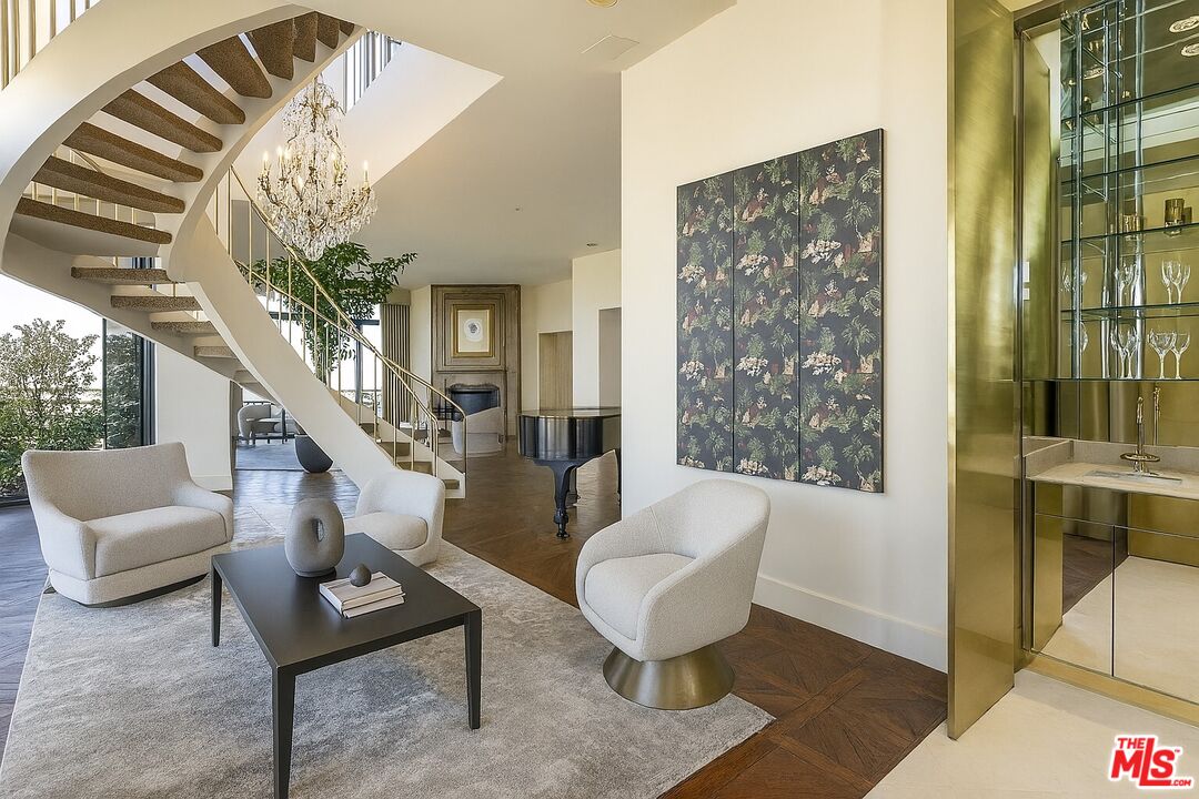 MLS #25567005 image #3