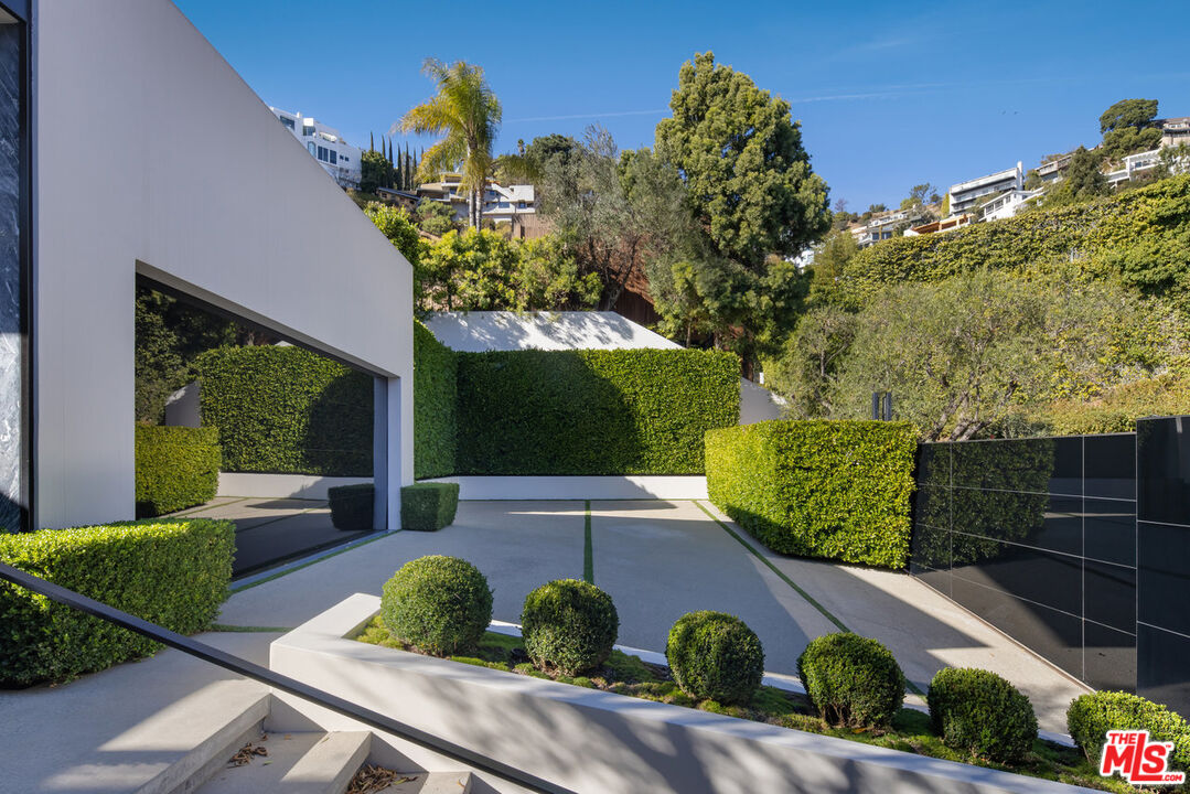 MLS #25567093 image #22