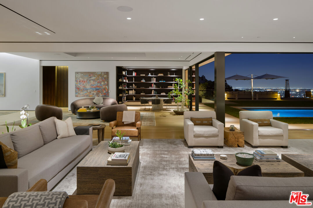 MLS #25567093 image #34