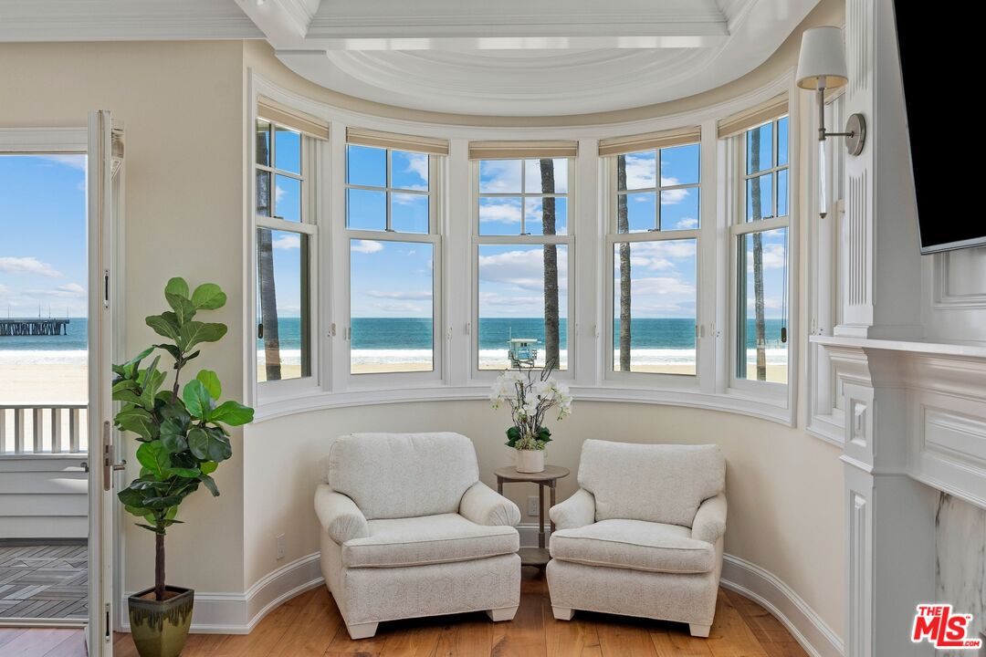 MLS #25567153 image #19