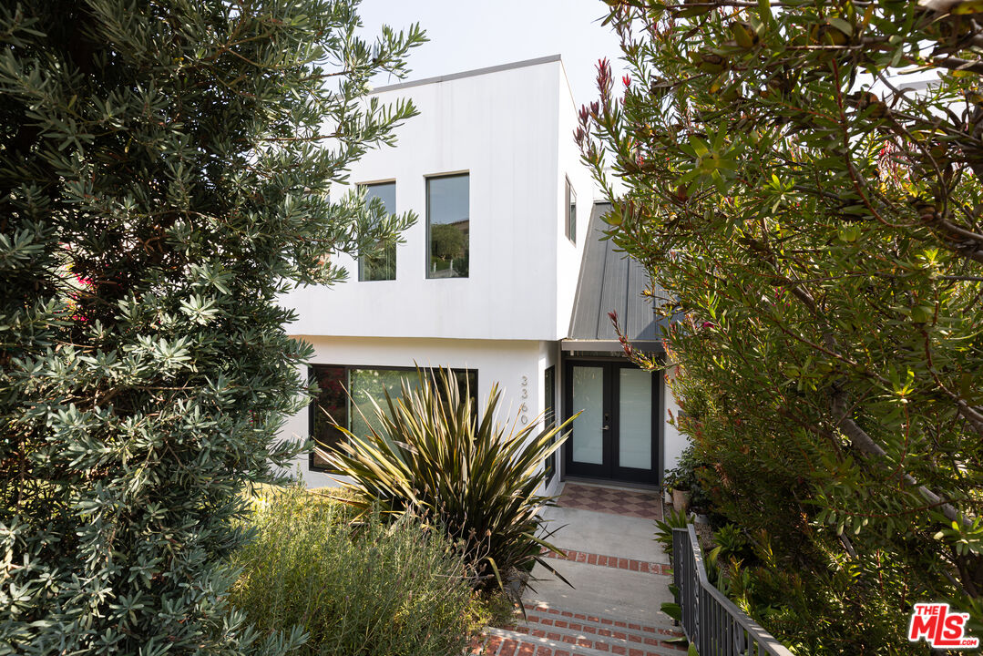 MLS #25567163 image #0