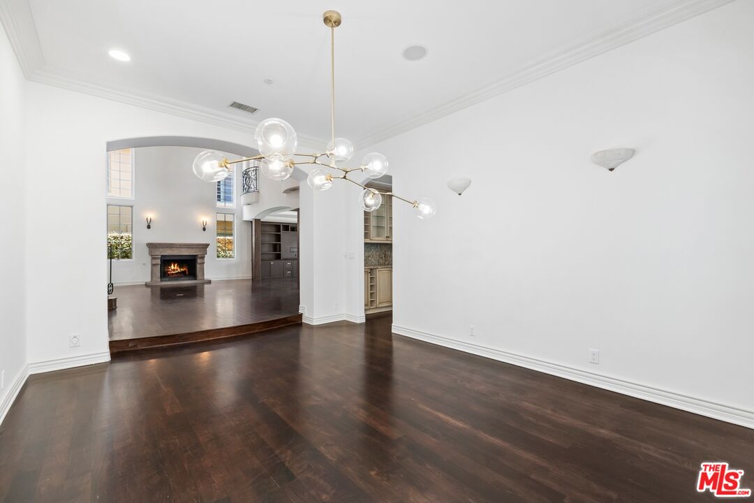 MLS #25567535 image #19