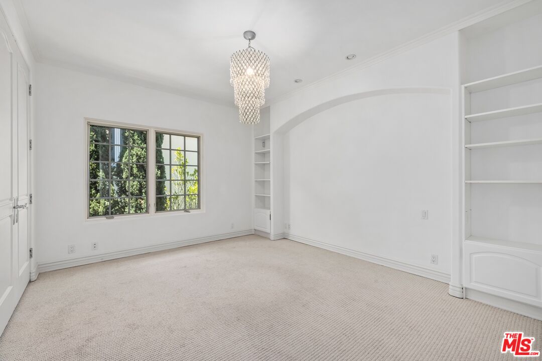 MLS #25567535 image #33