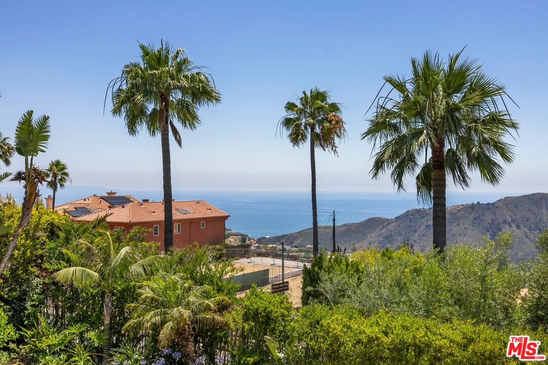 MLS #25567535 image #46