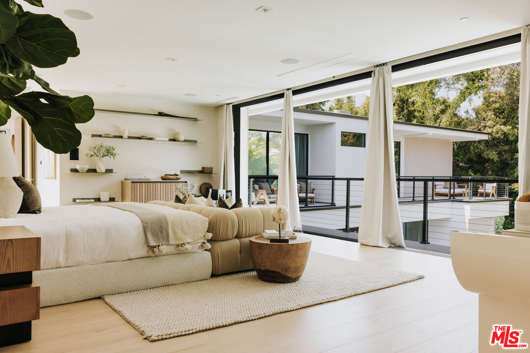 MLS #25567895 image #9