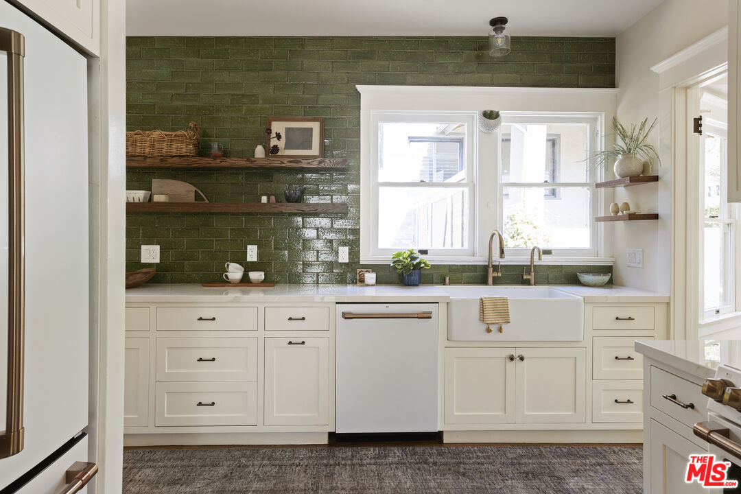 MLS #25567927 image #18