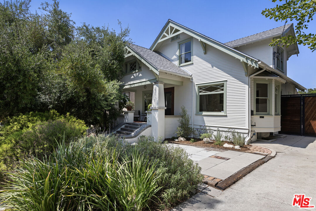 MLS #25567927 image #1