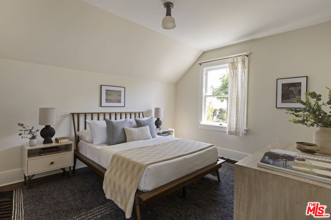 MLS #25567927 image #30