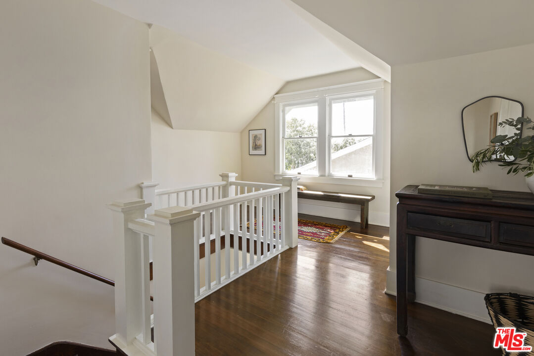 MLS #25567927 image #33