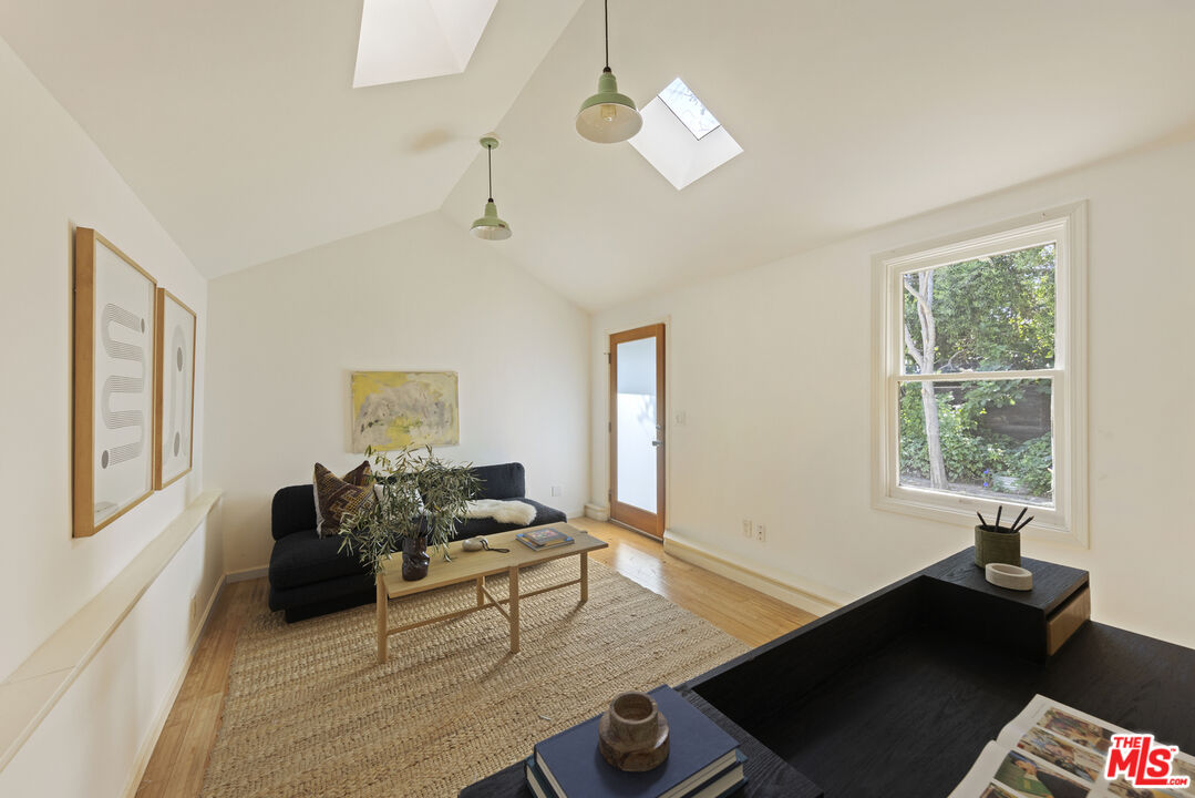 MLS #25567927 image #39