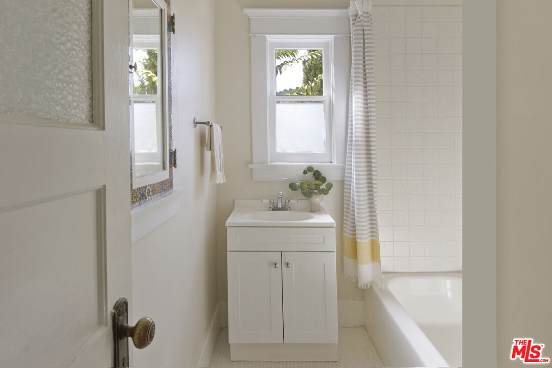 MLS #25567927 image #52