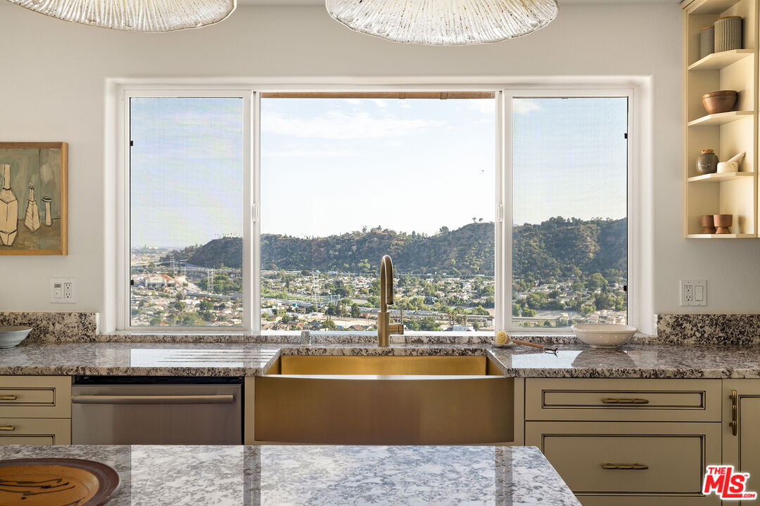 MLS #25568101 image #10