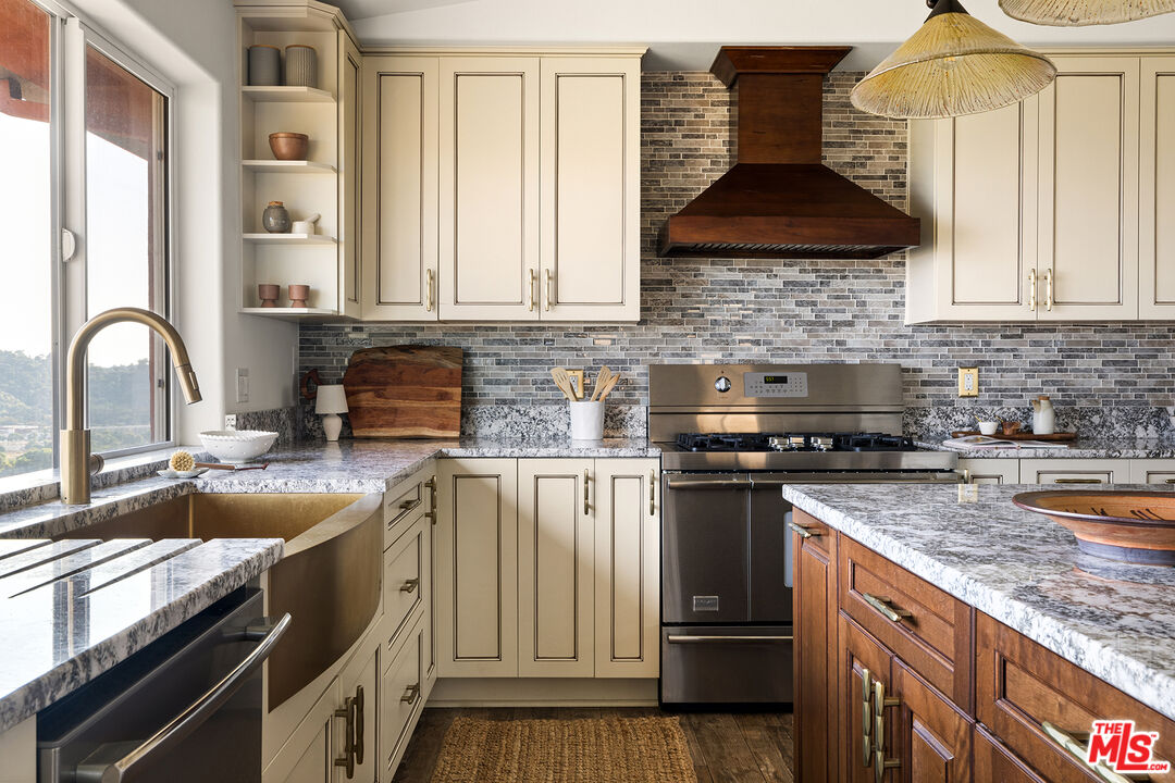 MLS #25568101 image #11