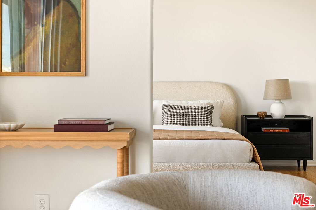 MLS #25568101 image #16