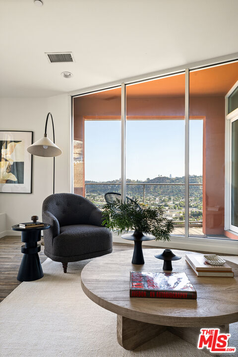 MLS #25568101 image #4