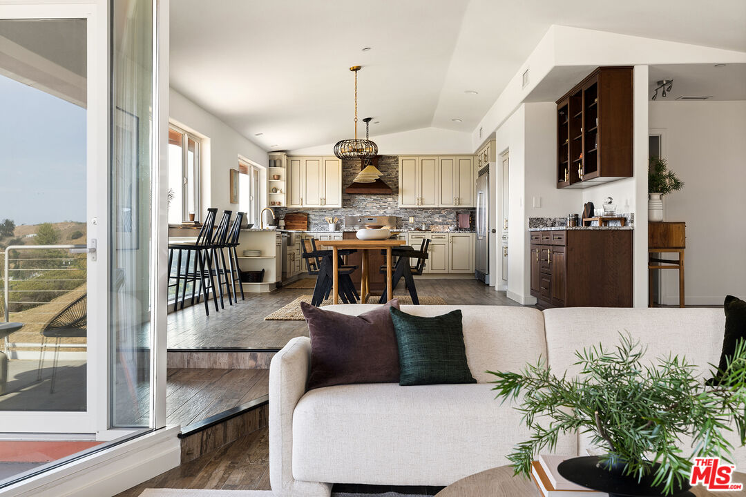 MLS #25568101 image #6