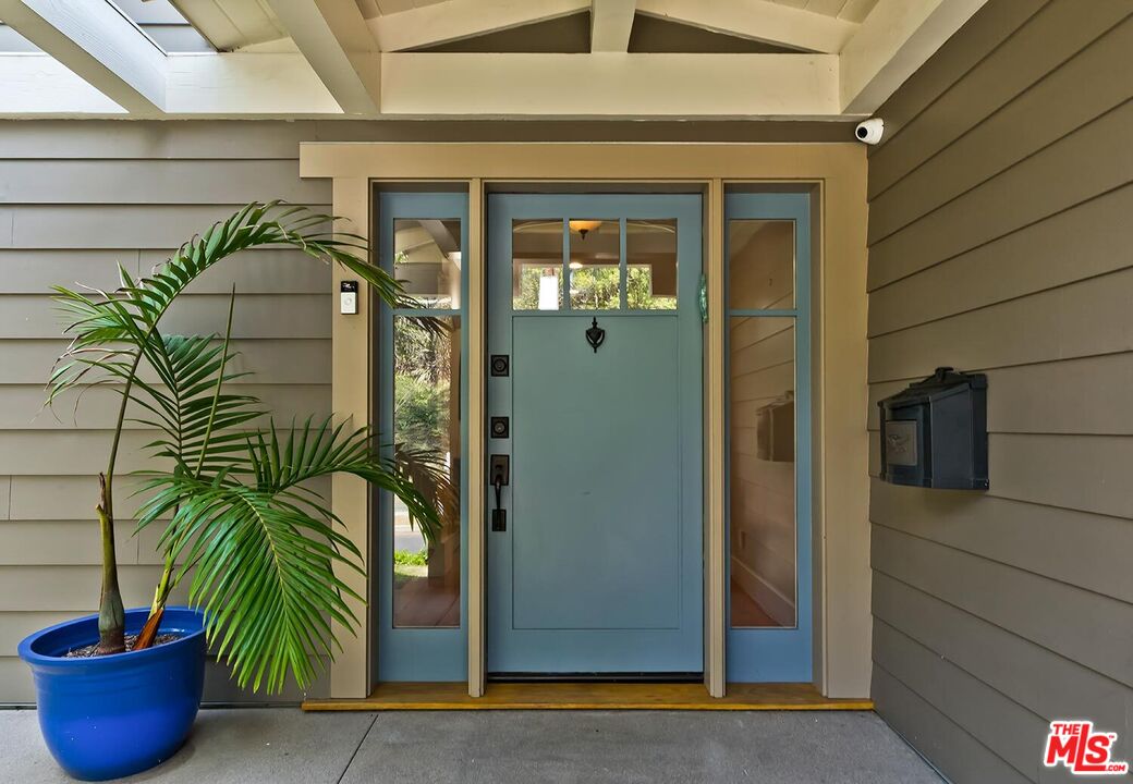 MLS #25568179 image #2