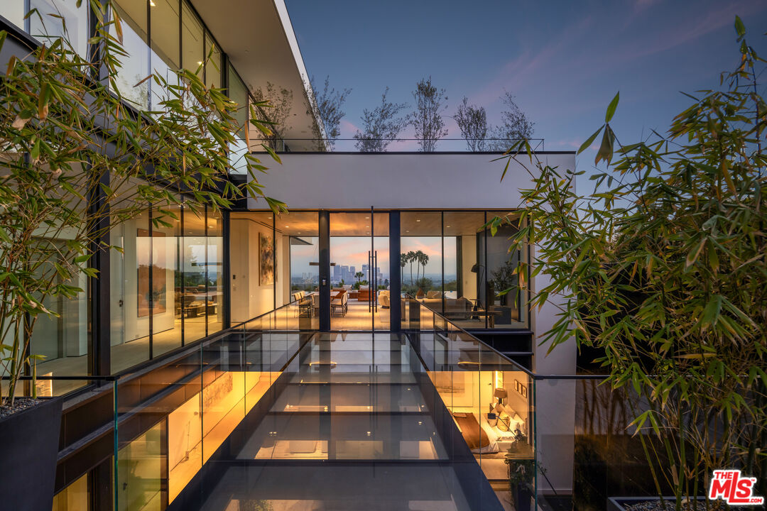 MLS #25568593 image #1