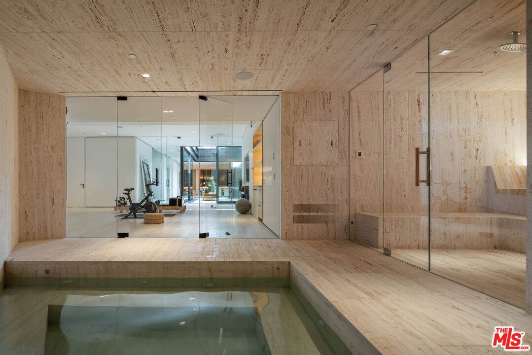 MLS #25568593 image #19