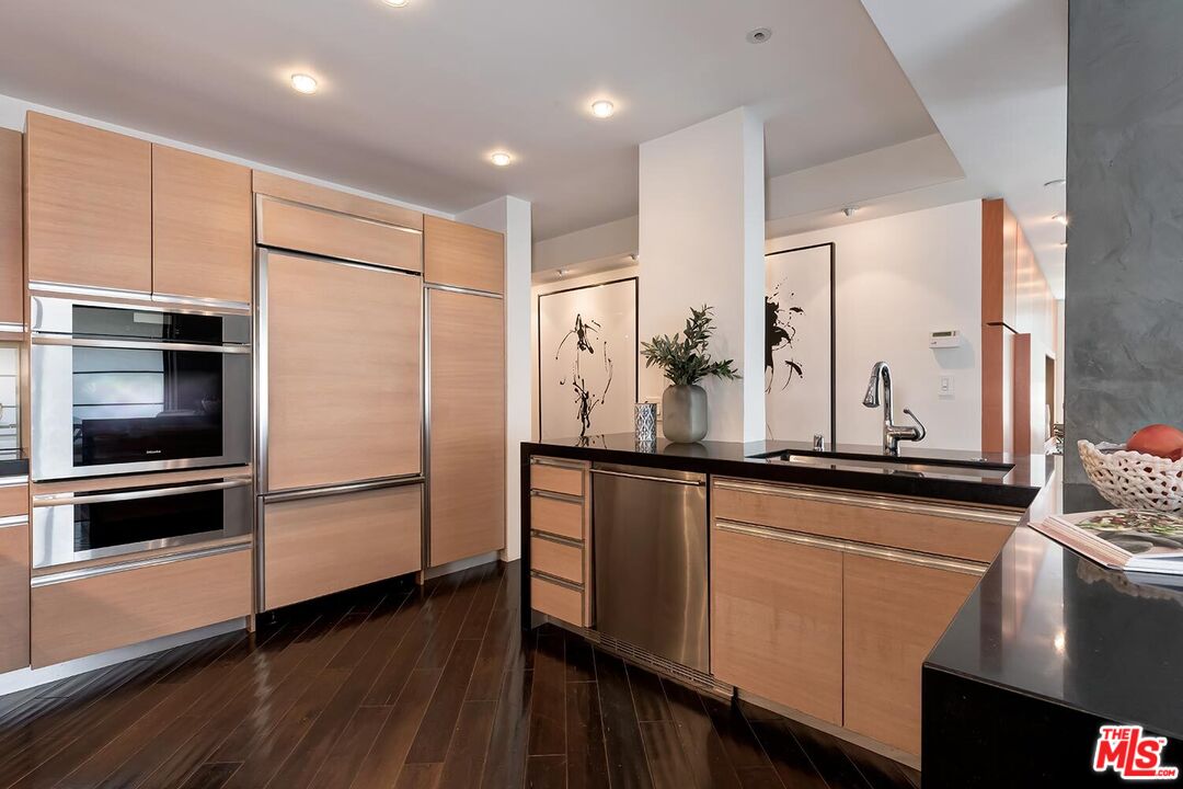 MLS #25568695 image #12