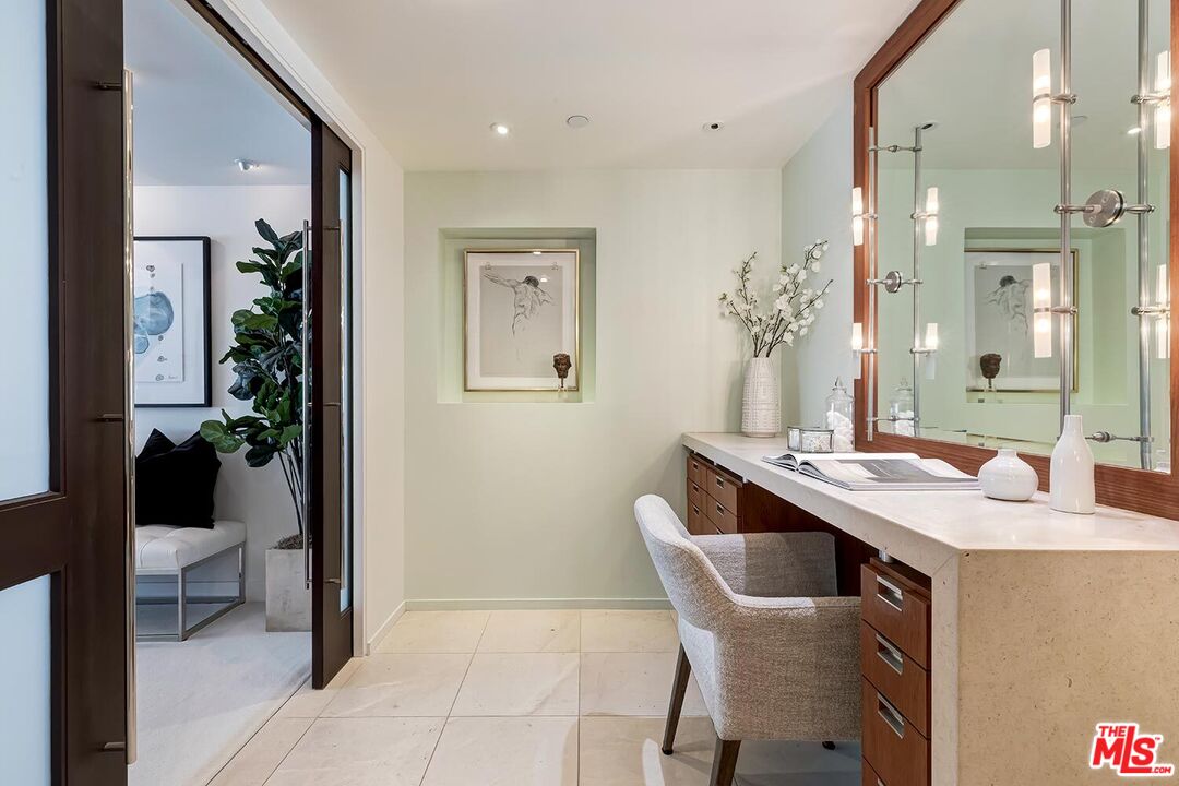 MLS #25568695 image #20