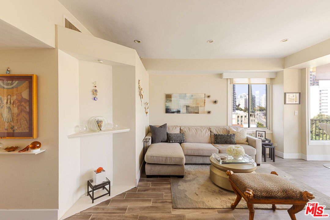 MLS #25568697 image #12