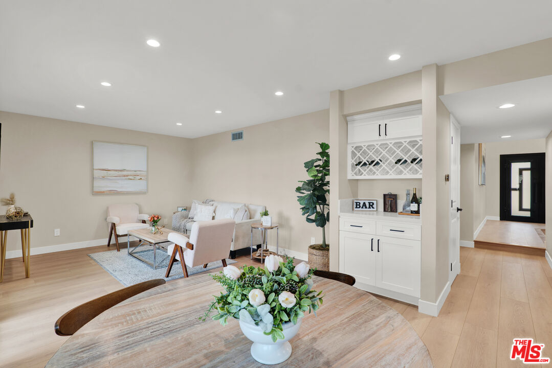 MLS #25568789 image #28