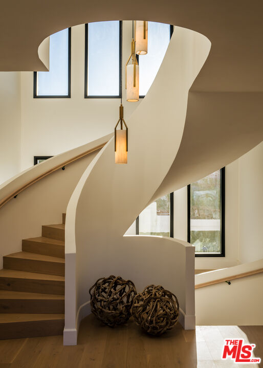 MLS #25568897 image #15