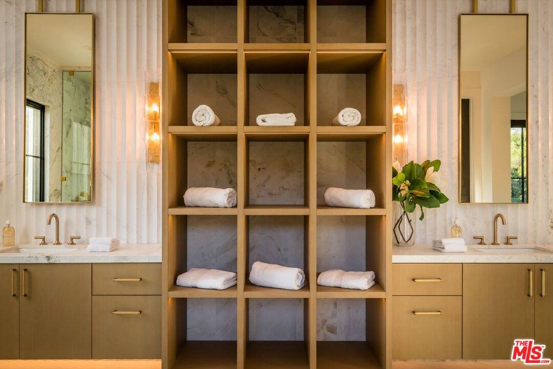 MLS #25568897 image #21