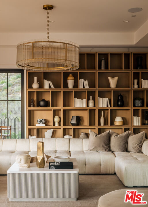 MLS #25568897 image #5