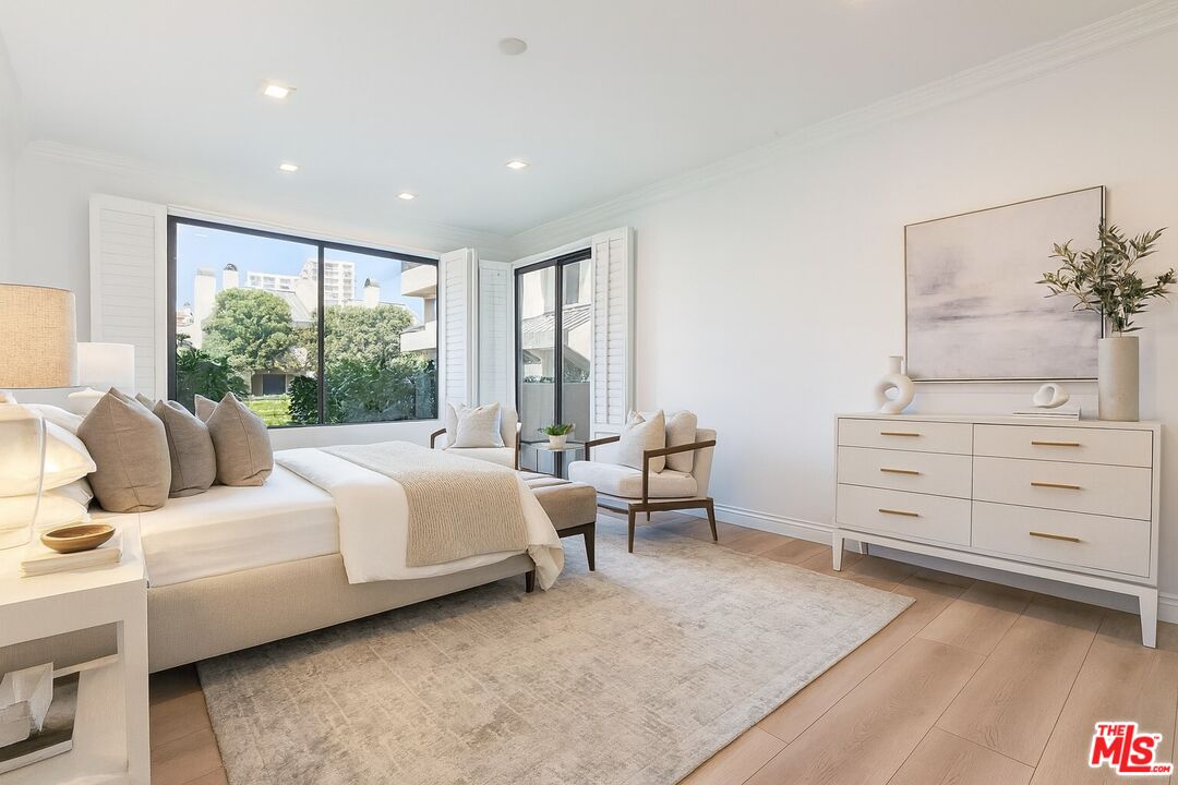 MLS #25569045 image #2