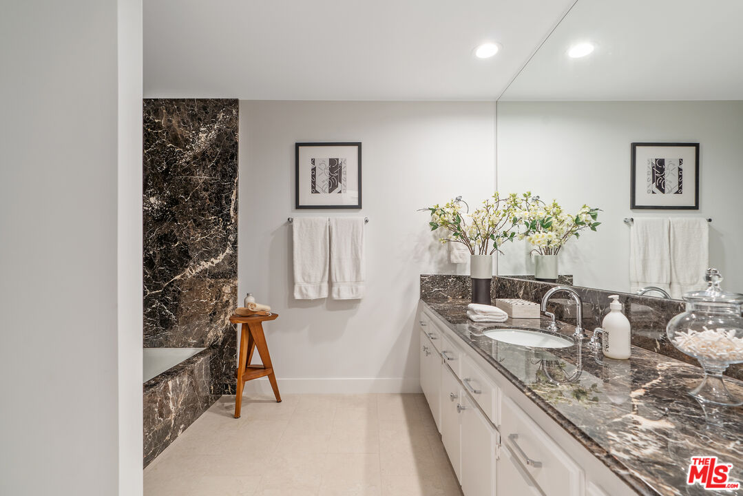 MLS #25569089 image #33