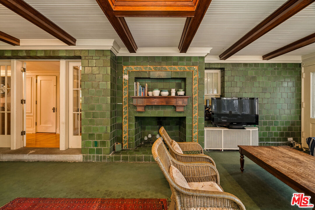 MLS #25569207 image #16