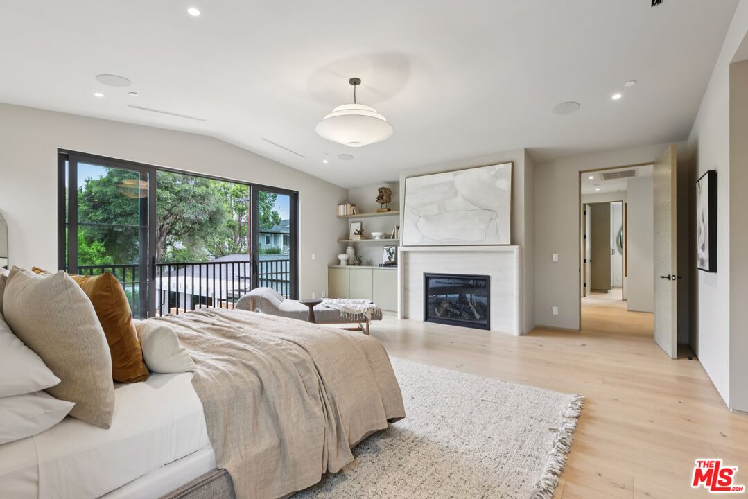 MLS #25569265 image #17