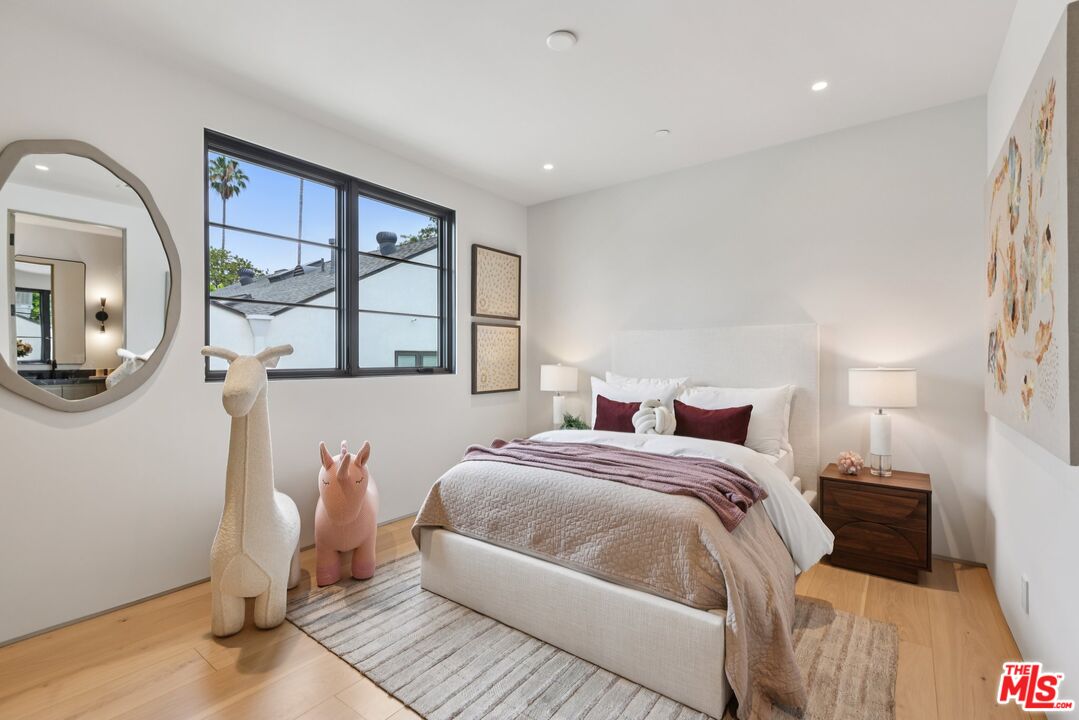 MLS #25569265 image #22