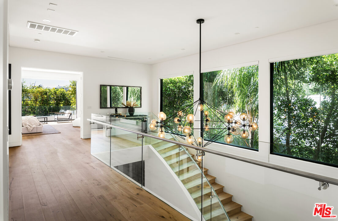 MLS #25569357 image #10